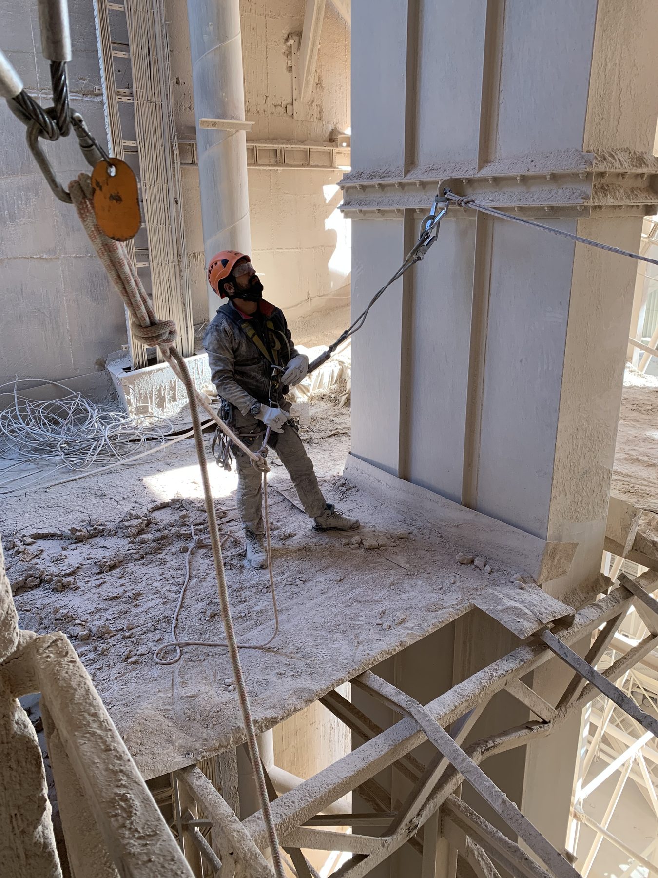Industrial rope access at the Aslan Çimento / OYAK cement plant